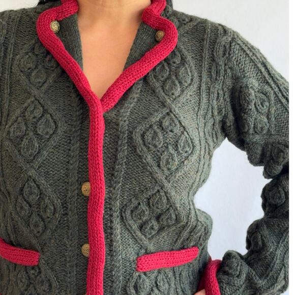 Lands’ End Vintage Shetland Wool Cardigan Green Pink Trim Cable Knit Jacket L - Picture 3 of 7